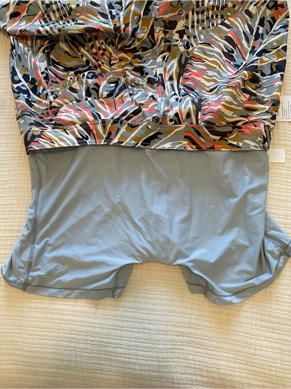 SAXX Betawave 2N1 Swim Shorts 17” Abstract Print Size 34 NWT
